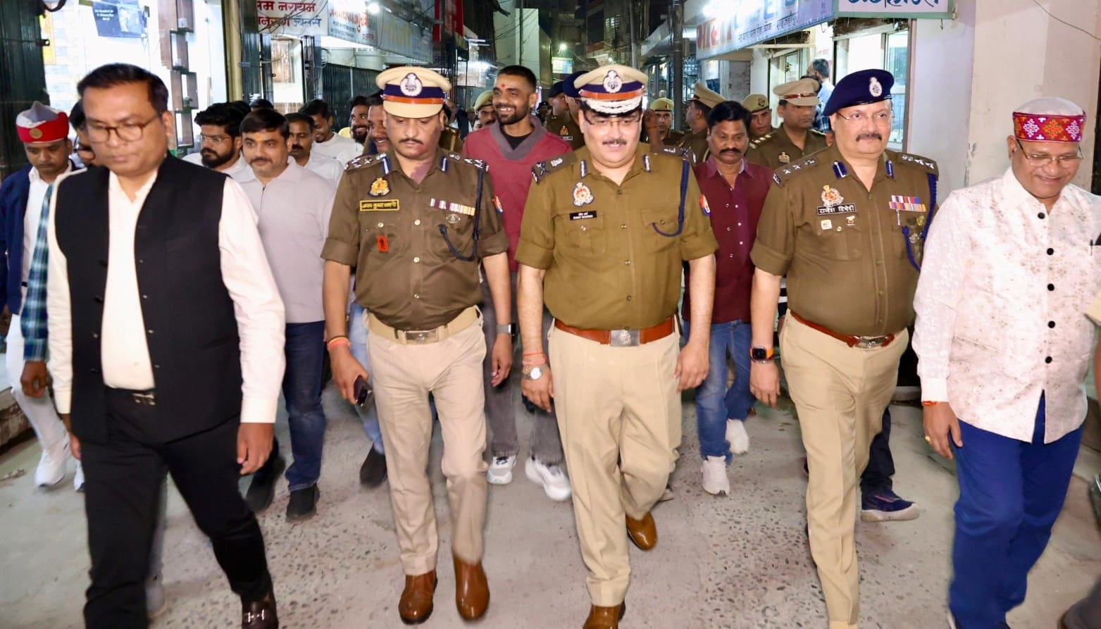 परौर की ग्राम पंचायत बरखेमई में अधूरा पड़ा पानी की टंकी का कार्य। संवाद परौर की ग्राम पंचायत बरखेमई में अधूरा पड़ा पानी की टंकी का कार्य। संवाद