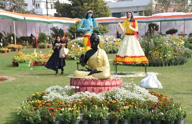 पुष्प प्रदर्शनी एवं चित्रकला प्रतियोगिता  का हुआ आयोजन।