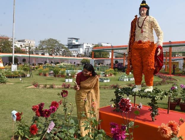 पुष्प प्रदर्शनी एवं चित्रकला प्रतियोगिता  का हुआ आयोजन।
