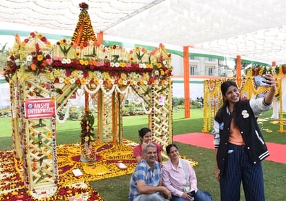 पुष्प प्रदर्शनी एवं चित्रकला प्रतियोगिता  का हुआ आयोजन।