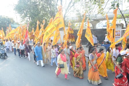 अवध में दिखा खाटू धाम, उमड़ी श्रद्धा