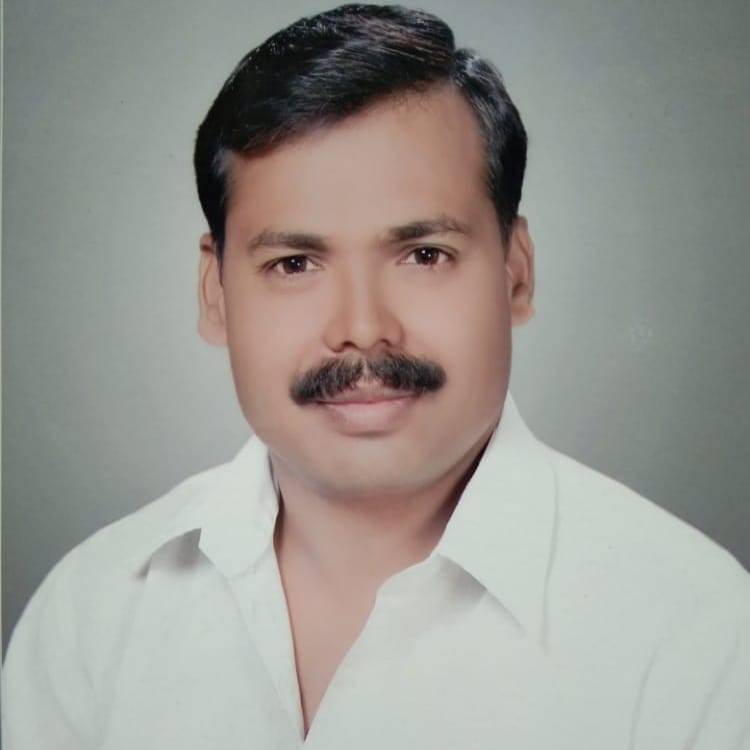 बहरिया के सिकंदरा कस्बे में मनसैता नदी पर बना पुल बहरिया के सिकंदरा कस्बे में मनसैता नदी पर बना पुल