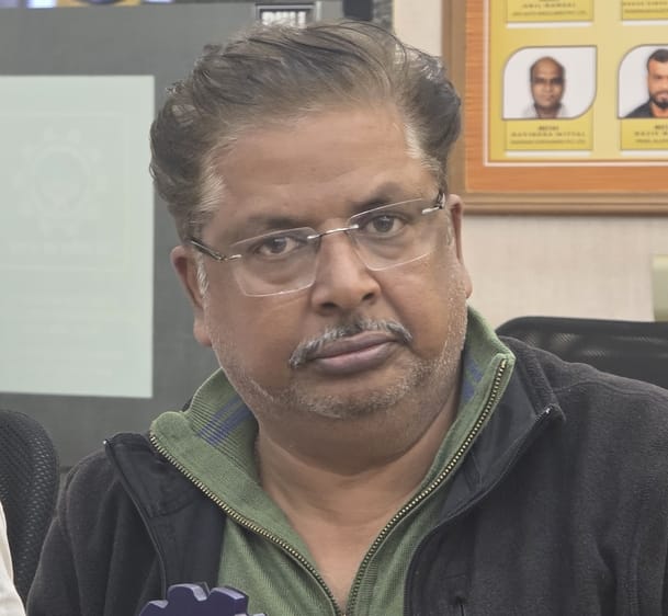 फोटो-56:सुरेंद्र वशिष्ठ