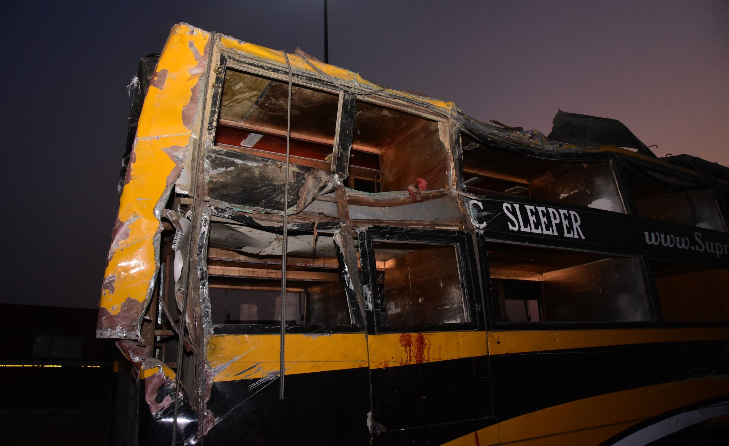 हादसे से संबंधित तस्वीरें। हादसे से संबंधित तस्वीरें।