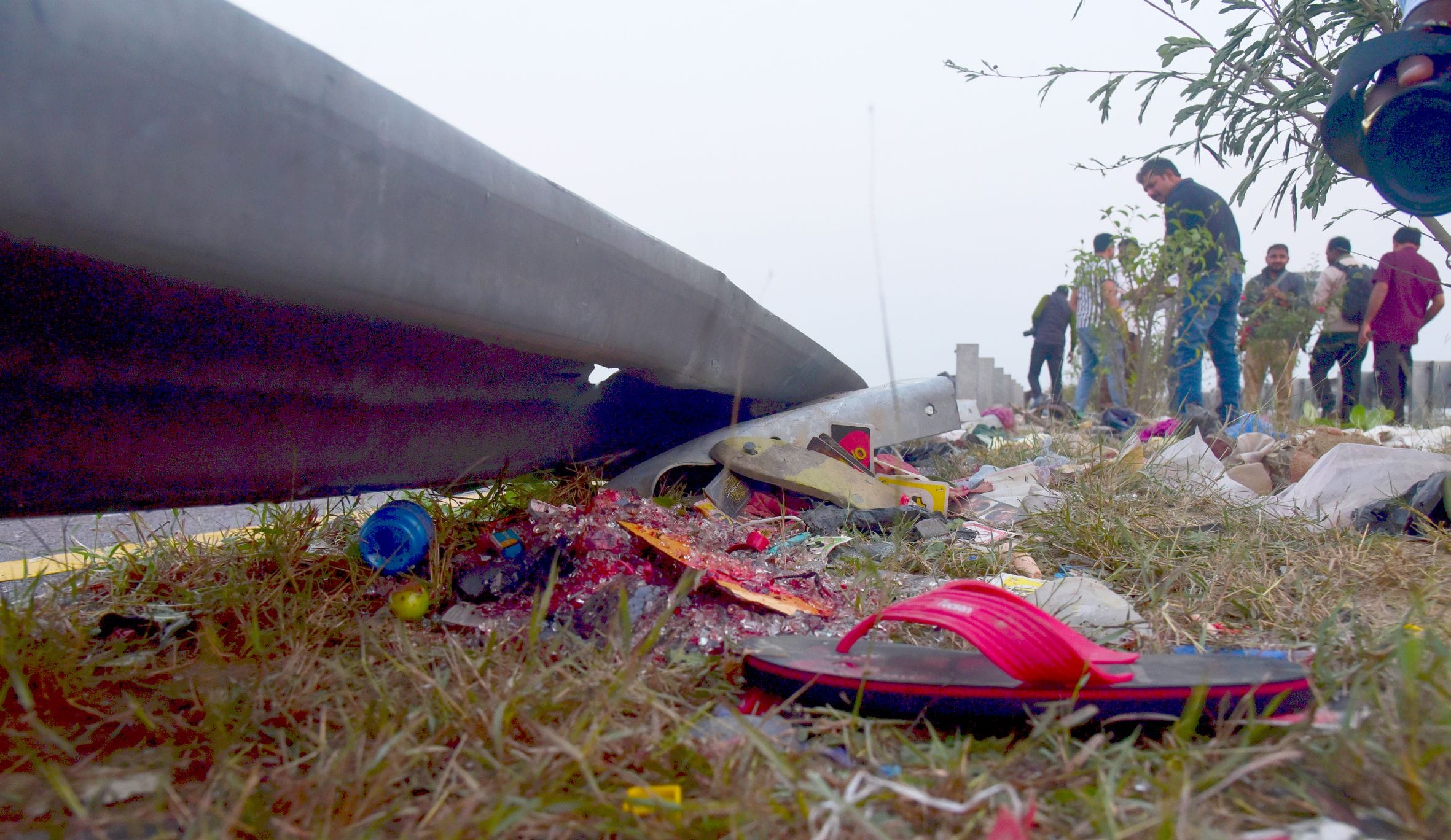 हादसे से संबंधित तस्वीरें। हादसे से संबंधित तस्वीरें।