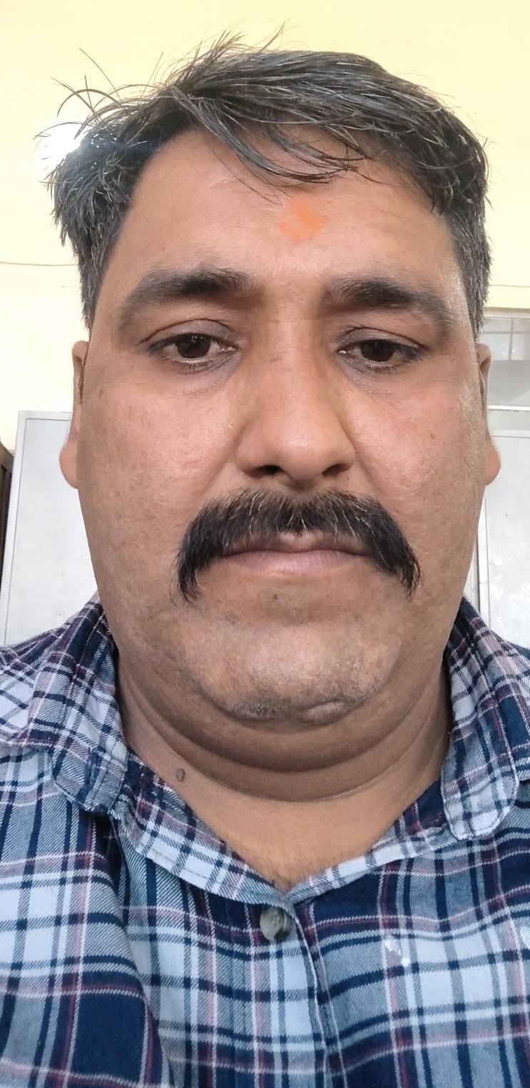 26 भिवानी रोड स्थित गीतांजलि एन्क्लेव में सप्लाई होता काला पानी। स्रोत : कॉलोनी वासी 26 भिवानी रोड स्थित गीतांजलि एन्क्लेव में सप्लाई होता काला पानी। स्रोत : कॉलोनी वासी