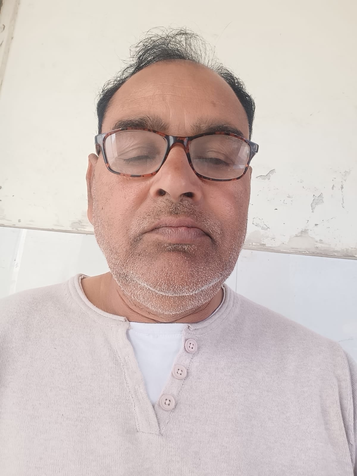26 भिवानी रोड स्थित गीतांजलि एन्क्लेव में सप्लाई होता काला पानी। स्रोत : कॉलोनी वासी 26 भिवानी रोड स्थित गीतांजलि एन्क्लेव में सप्लाई होता काला पानी। स्रोत : कॉलोनी वासी