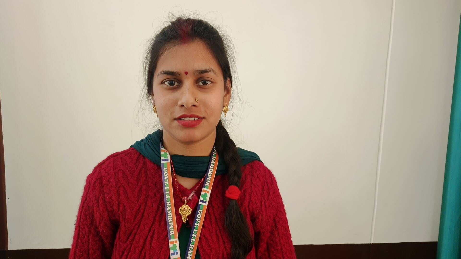 आईटीआई हमीरपुर में आयोजित अपराजिता कार्यक्रम में उपायुक्त गंधर्वा राठौड़ के साथ प्रशिक्षणार्थी आईटीआई हमीरपुर में आयोजित अपराजिता कार्यक्रम में उपायुक्त गंधर्वा राठौड़ के साथ प्रशिक्षणार्थी