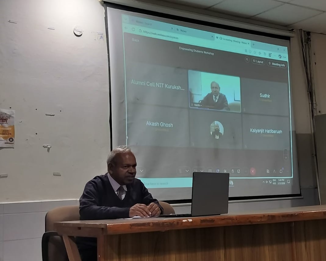 कुरुक्षेत्र। विचार साझा करते हुए प्रो. दीक्षित गर्ग। स्वयं
