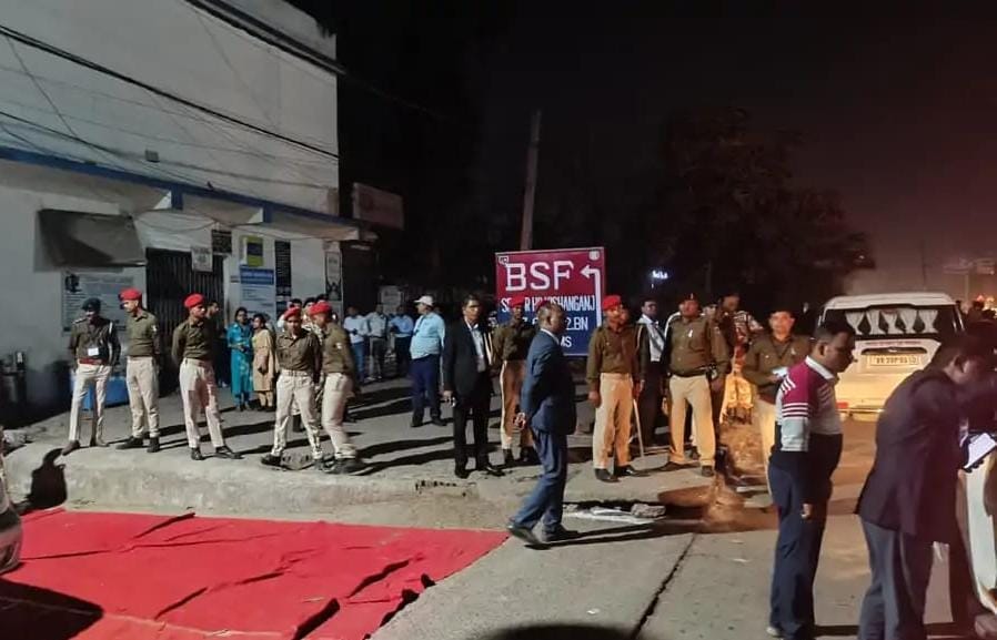 किशनगंज पहुँचे गृह मंत्री