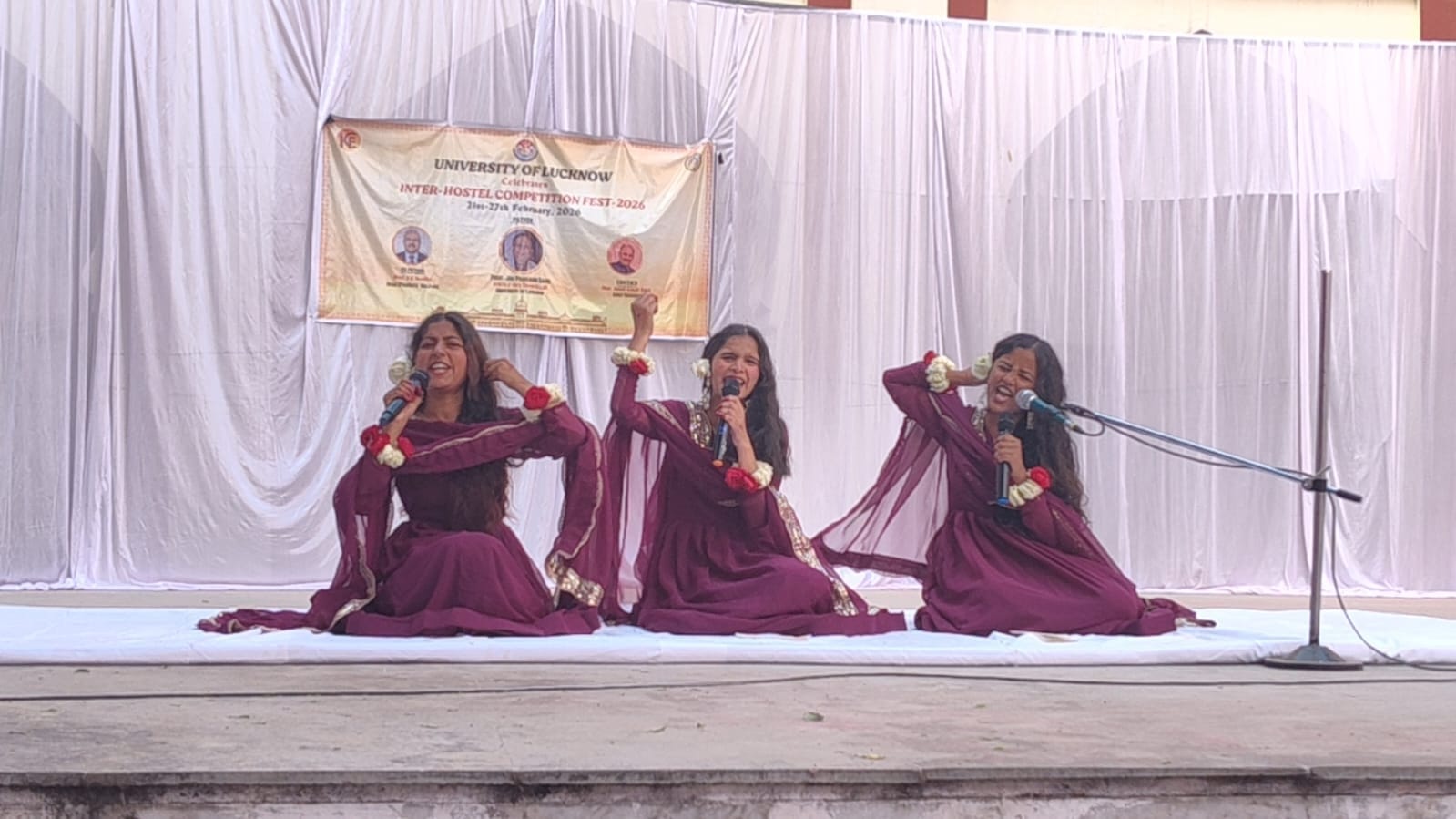 काव्य और मुशायरे से सजा इंटर-हाॅस्टल फेस्ट का चौथा दिन