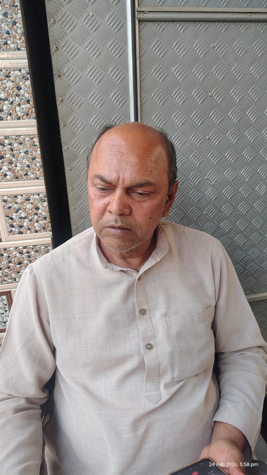 मुजफ्फरनगर दंगे के बाद से वीरान गांव कुटबा की मस्जिद : संवाद मुजफ्फरनगर दंगे के बाद से वीरान गांव कुटबा की मस्जिद : संवाद