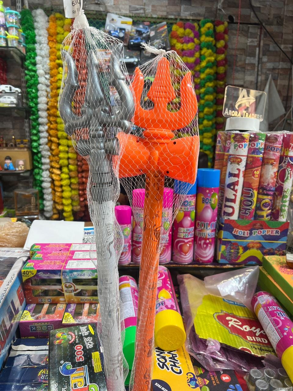 कुरुक्षेत्र। जानकारी देते थोक व्यापारी साहिल अरोड़ा। संवाद कुरुक्षेत्र। जानकारी देते थोक व्यापारी साहिल अरोड़ा। संवाद