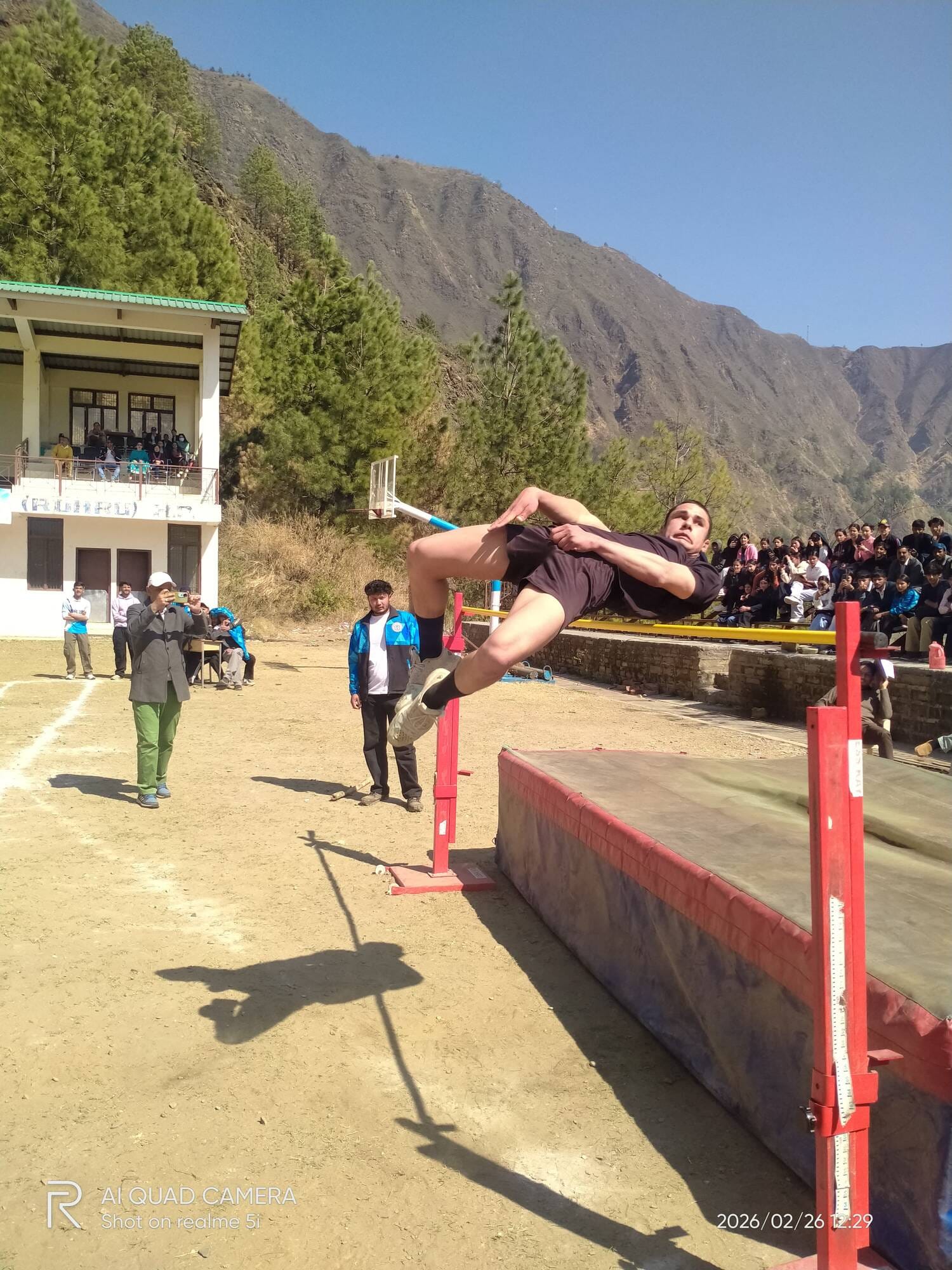 राजा वीरभद्र सिंह राजकीय महाविद्यालय सीमा में दो दिवसीय वार्षिक एथलेटिक मीट के समापन पर विजेताओ राजा वीरभद्र सिंह राजकीय महाविद्यालय सीमा में दो दिवसीय वार्षिक एथलेटिक मीट के समापन पर विजेताओ