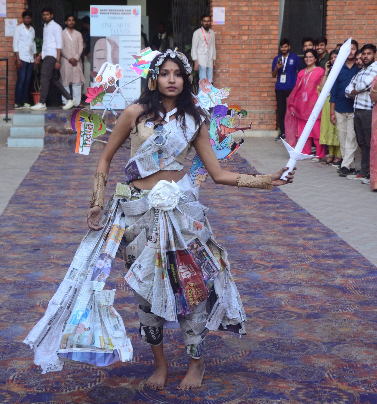 प्रतियोगिताओं में हिस्सा लेते प्रतिभागी। प्रतियोगिताओं में हिस्सा लेते प्रतिभागी।