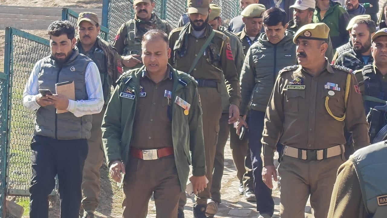 ऊपरी सनासर में मौसमी ढाक जलकर खाक; पुलिस ने निगरानी बढ़ाई, फोरेंसिक जांच शुरू की