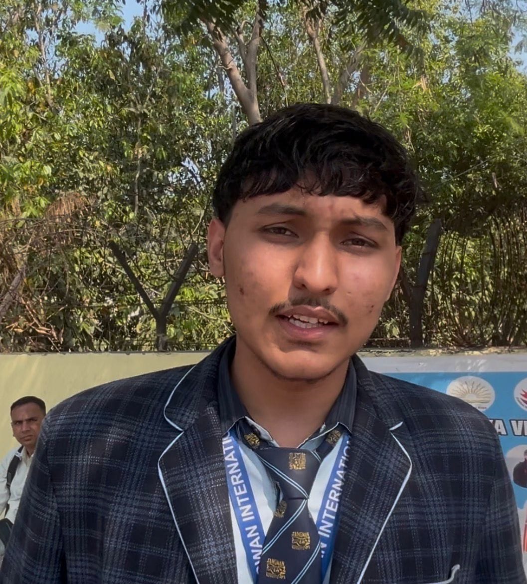 2-रोहतक के दिल्ली बाईपास स्थित पीएमश्री केंद्रीय विद्यालय में 12वीं केमिस्ट्री विषय की परीक्षा