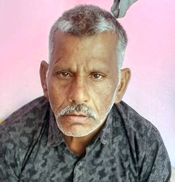 फोटो 28 एमएएचपी 16 परिचय-बड़ा भाई संतोष मिश्रा। संवाद फोटो 28 एमएएचपी 16 परिचय-बड़ा भाई संतोष मिश्रा। संवाद