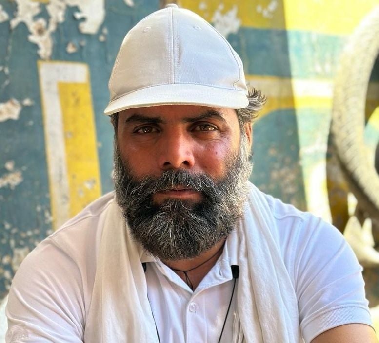 फोटो संख्या:74- आईटीआई के पुराने भवन में बैठे बंदर---संवाद फोटो संख्या:74- आईटीआई के पुराने भवन में बैठे बंदर---संवाद