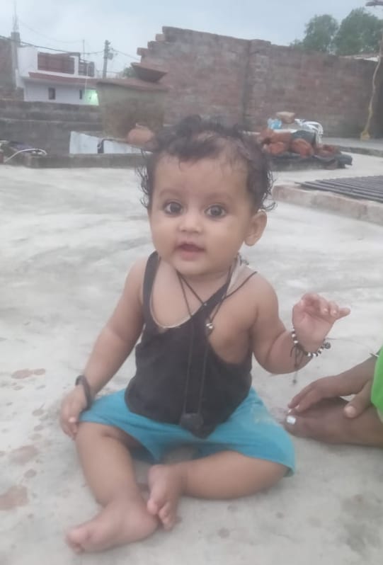 मौके पर जुटी भीड़। स्रोत :ग्रामीण मौके पर जुटी भीड़। स्रोत :ग्रामीण