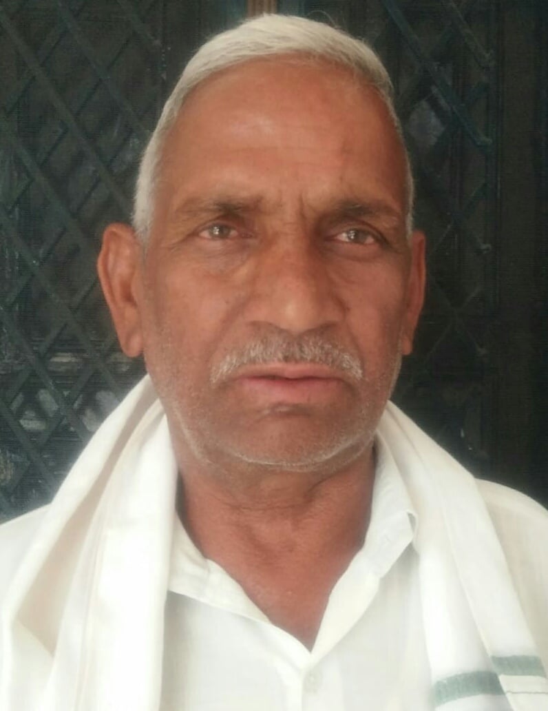 नौल्था गांव में रंगों की डाट लगाते ग्रामीण। स्रोत : आर्काइव नौल्था गांव में रंगों की डाट लगाते ग्रामीण। स्रोत : आर्काइव