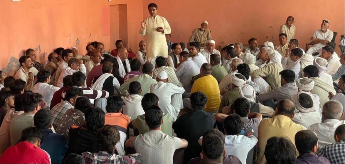 बाबरी क्षेत्र के गांव बनती खेड़ा में दिल्ली–देहरादून इकोनॉमिक कॉरिडोर को लेकर पंचायत करते ग्राम बाबरी क्षेत्र के गांव बनती खेड़ा में दिल्ली–देहरादून इकोनॉमिक कॉरिडोर को लेकर पंचायत करते ग्राम