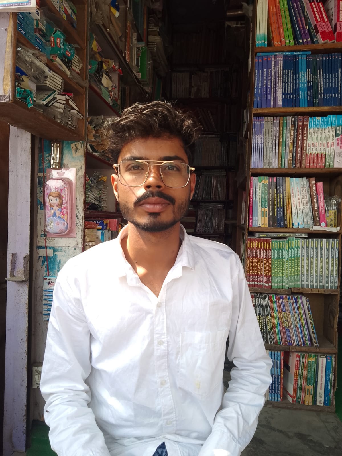 फोटो संख्या:64- हरियाणा बोर्ड परीक्षा के दौरान पीएमश्री राजकीय कन्या वरिष्ठ माध्यमिक विद्यालय प