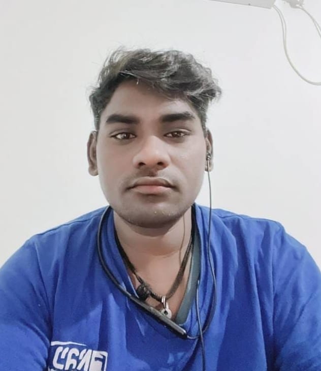 इस्राइल व दुबई में फंसे गोंडा के युवा। स्रोत : परिजन