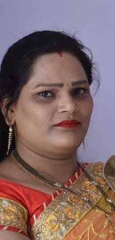 रोडवेज बस अड्डे पर लगी यात्रियों की भीड़। संवाद रोडवेज बस अड्डे पर लगी यात्रियों की भीड़। संवाद