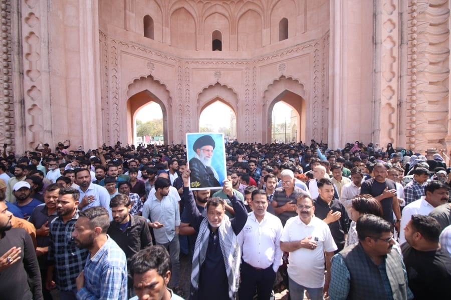 रविवार को पुराने लखनऊ इलाके में विरोध प्रदर्शन के बाद बढ़ाई गई सुरक्षा। 