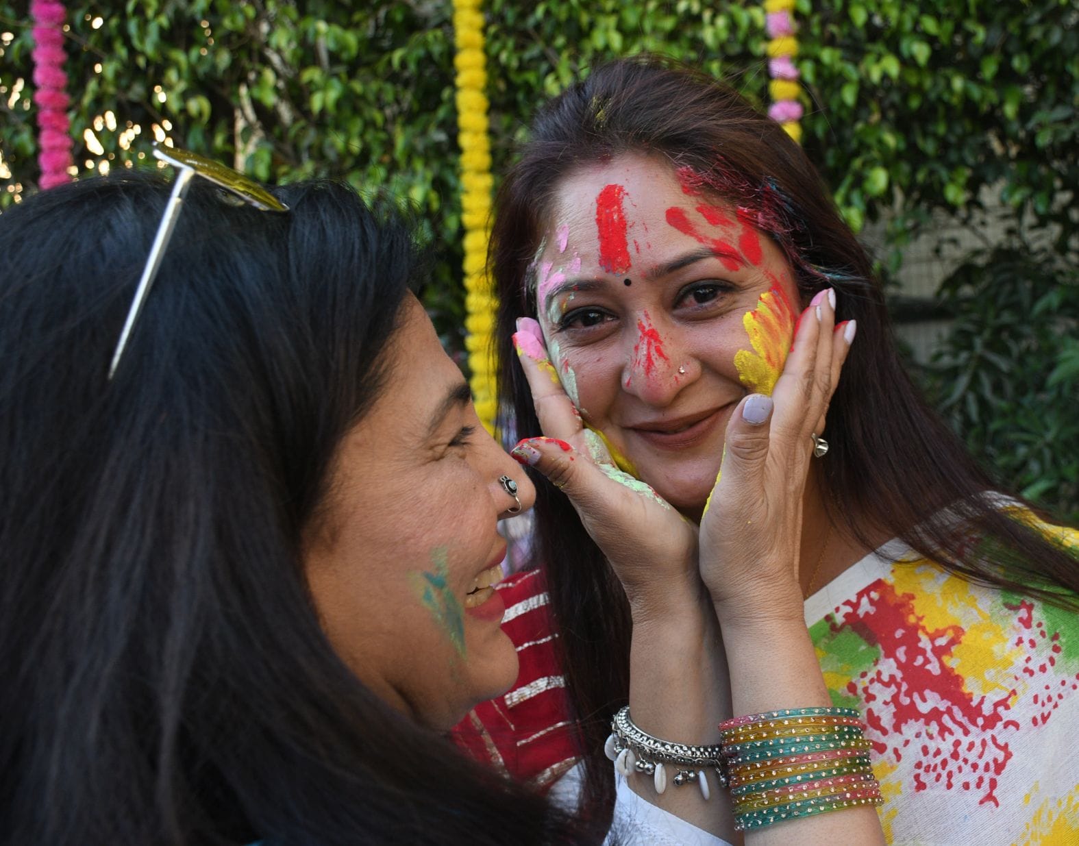 सहेली ग्रुप की ओर से गोमतीनगर के एक होटल में सोमवार को होली पार्टी का आयोजन किया गया। 