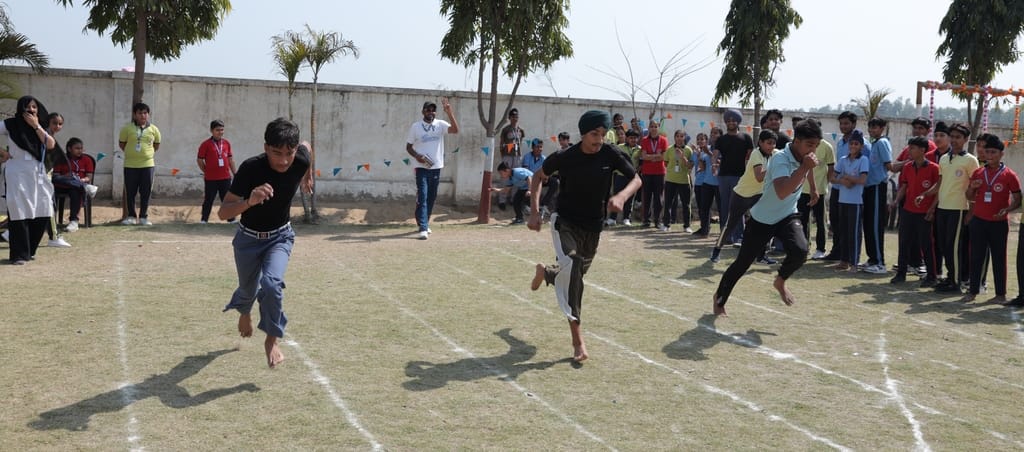 सेंट जेवियर्स स्कूल तथा जीजीएस कॉन्वेंट स्कूल की दो दिवसीय संयुक्त वार्षिक स्पोर्ट्स फिएस्टा मे सेंट जेवियर्स स्कूल तथा जीजीएस कॉन्वेंट स्कूल की दो दिवसीय संयुक्त वार्षिक स्पोर्ट्स फिएस्टा मे