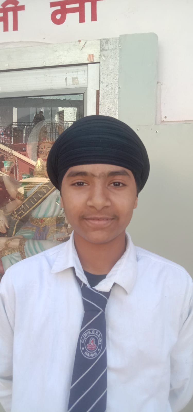 शमशेर स्कूल नाहन परीक्षा केंद्र से बोर्ड की परीक्षा देकर बाहर निकले बच्चे। संवाद शमशेर स्कूल नाहन परीक्षा केंद्र से बोर्ड की परीक्षा देकर बाहर निकले बच्चे। संवाद