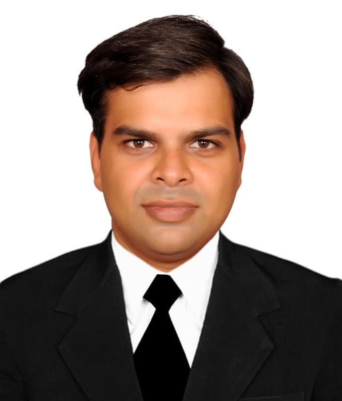 1-शहर के मानसरोवर पार्क के निकट स्थित जलघर में भरा पानी। संवाद