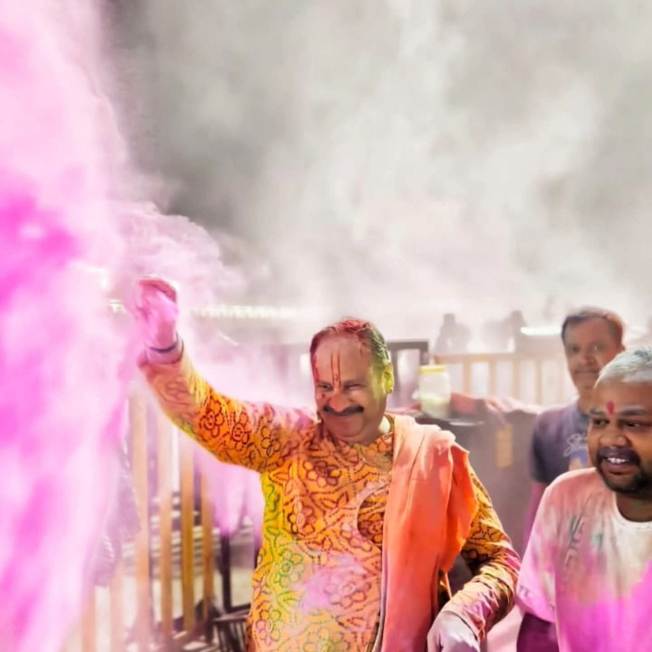 पंडित मिश्रा ने महादेव से मांगी विश्व शांति