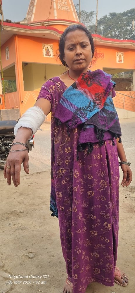 भोला राय को चाकू लगने के बाद गोरखपुर में चल रहा इलाज।स्रोत-सोशल मीडिया भोला राय को चाकू लगने के बाद गोरखपुर में चल रहा इलाज।स्रोत-सोशल मीडिया