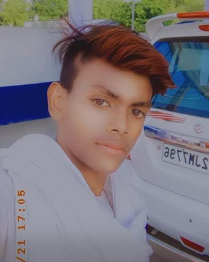 मृतक मनोज कुमार गौतम की फाइल फोटो मृतक मनोज कुमार गौतम की फाइल फोटो