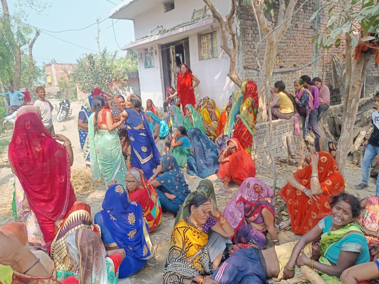 मृतक निखिल यादव की फाइल फोटो। मृतक निखिल यादव की फाइल फोटो।