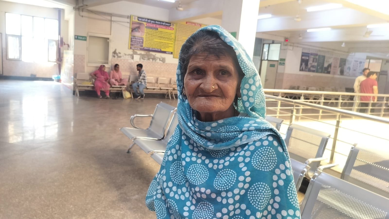 05जेएनडी11: नागरिक अस्पताल में खाली पड़ा चिकित्सक रुम। संवाद