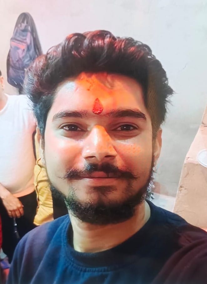 आकाश तिवारी का फाइल फोटो। स्राेत: परिजन