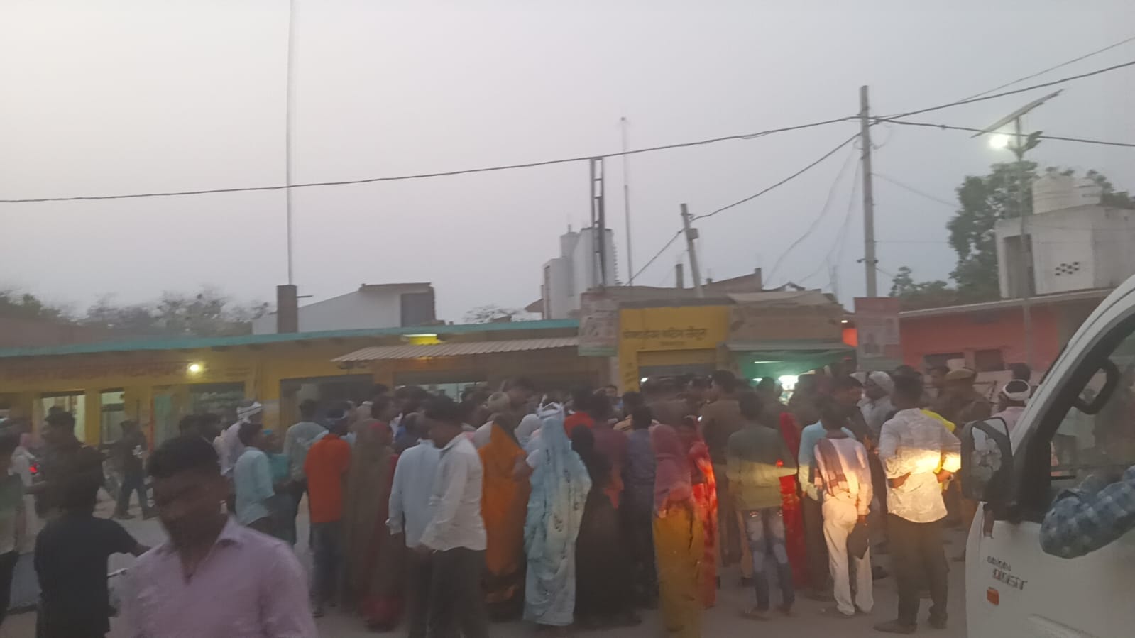 हत्या---गिरफ्तार किए गए राजकुमार और दिलीप उर्फ दीपू । पुलिस विभाग