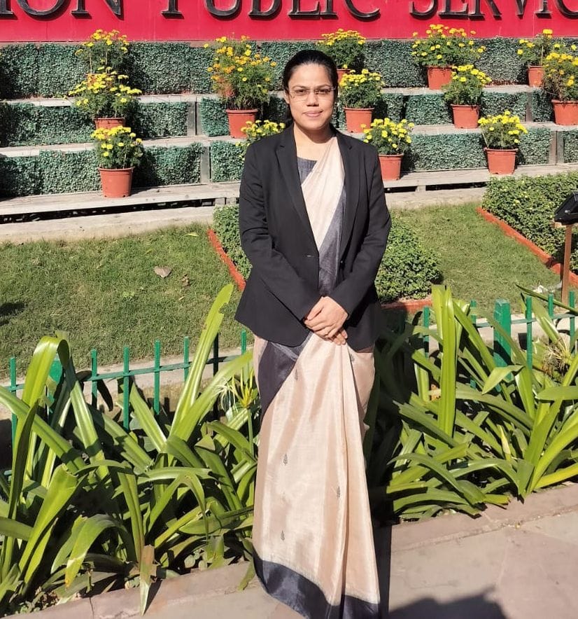 उज्जवल घणघस।