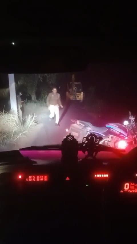 फोटो 3 पुलिस पर हमला करने वाला आरोपी। संवाद फोटो 3 पुलिस पर हमला करने वाला आरोपी। संवाद