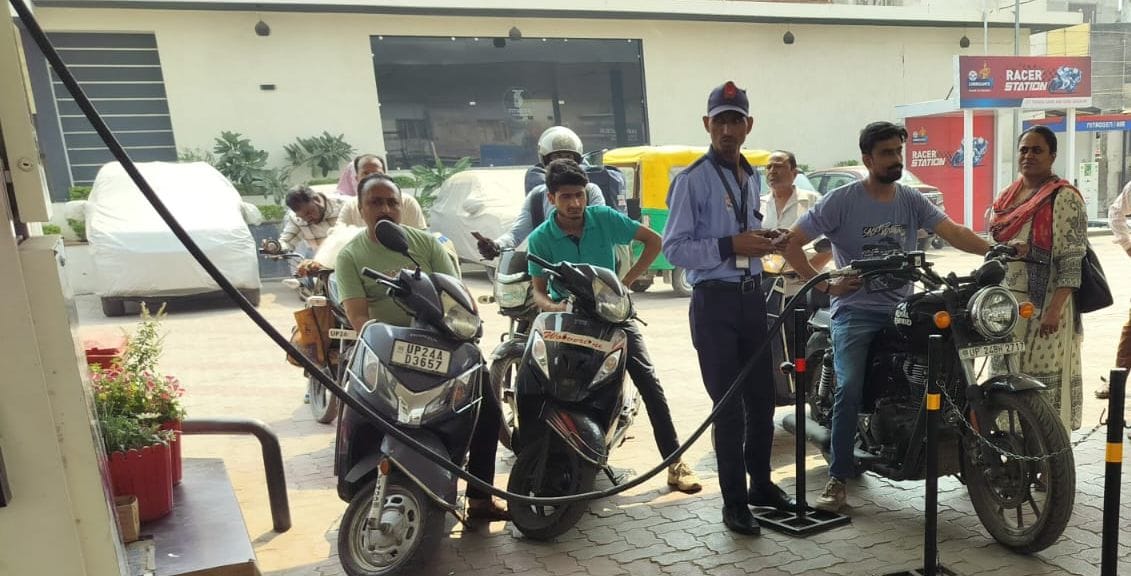 मौली शर्मा