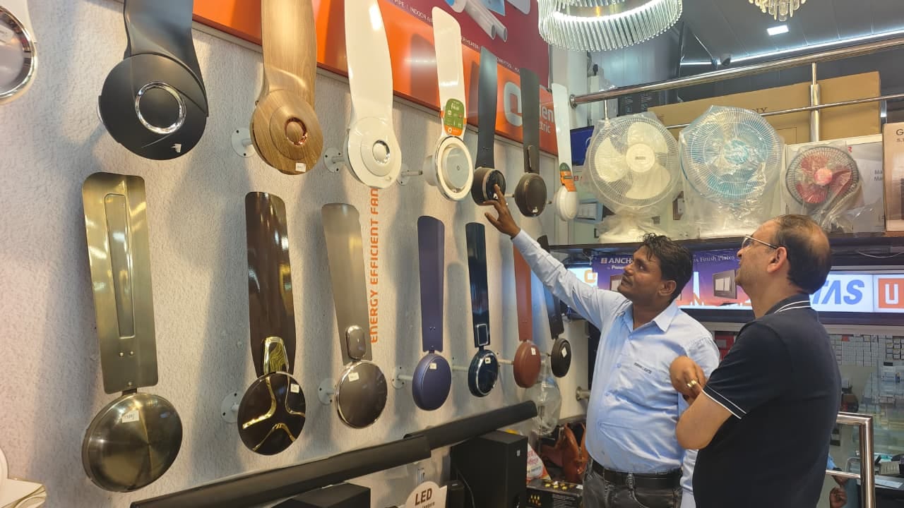 रियाज खान