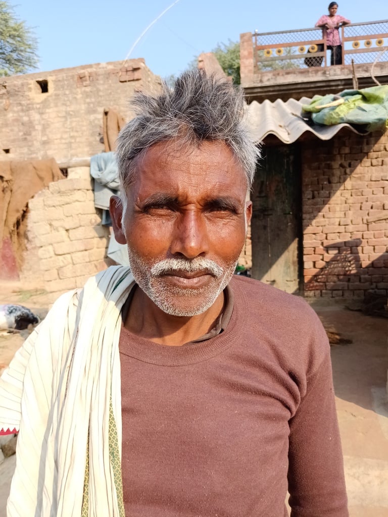 सिराथू ब्लॉक के कसिया पश्चिम गांव में बदहाल पड़े शौचालय: संवाद सिराथू ब्लॉक के कसिया पश्चिम गांव में बदहाल पड़े शौचालय: संवाद