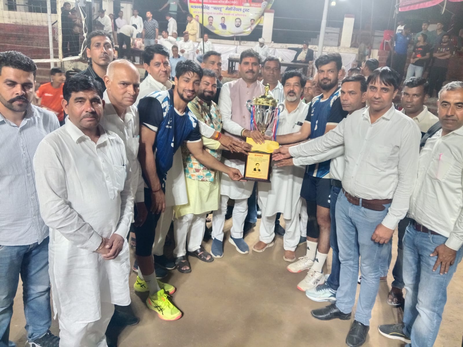 08 ढांड 01 फाइनल मैच में दमखम दिखाते हुए हरियाणा व झारखंड के टीम 02 मैच का आनंद लेते हुए दर्शक 08 ढांड 01 फाइनल मैच में दमखम दिखाते हुए हरियाणा व झारखंड के टीम 02 मैच का आनंद लेते हुए दर्शक