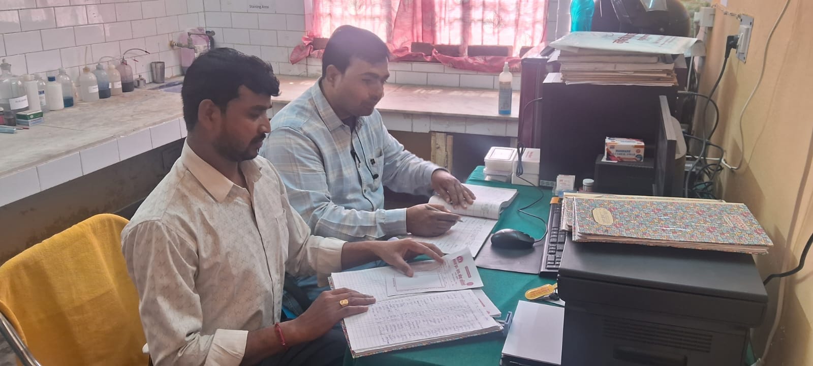 अहिरौली न्यू पीएचसी की खबर में परिचर्चा- रामाश्रय सिंह।संवाद