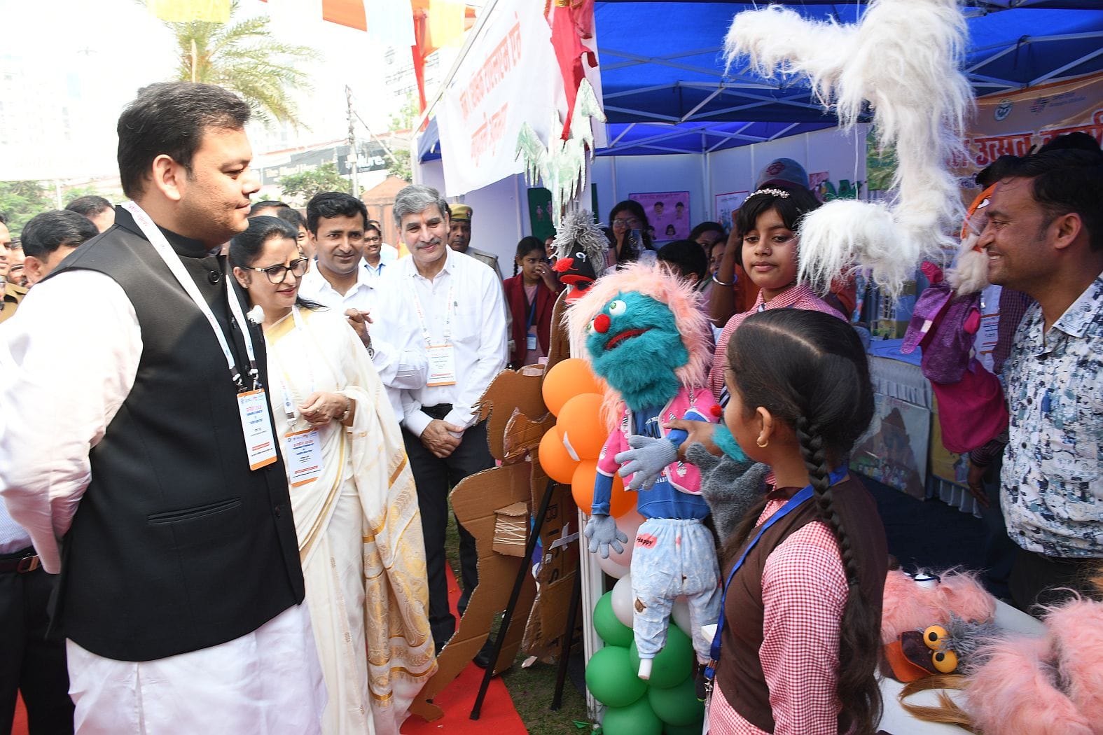 गोमतीनगर स्थित होटल में रविवार को बेसिक शिक्षा विभाग की ओर से प्रगति: आत्मसम्मान से समानता तक ब