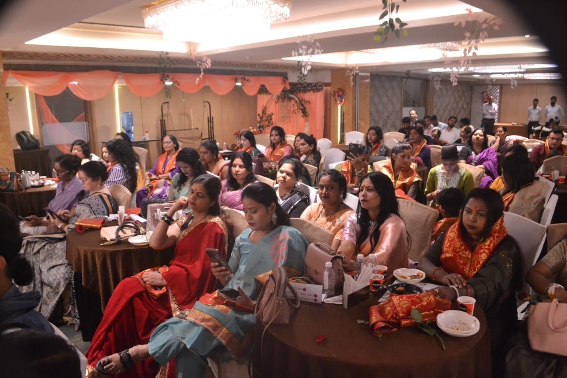 इंडियन इंडस्ट्रीज एसोसिएशन लखनऊ चैप्टर की ओर से उद्यमिता के क्षेत्र में लखनऊ का नाम रोशन करने व इंडियन इंडस्ट्रीज एसोसिएशन लखनऊ चैप्टर की ओर से उद्यमिता के क्षेत्र में लखनऊ का नाम रोशन करने व